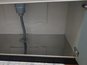 愛知キッチン取付け隊　シンク下食洗機リフォーム　施工前